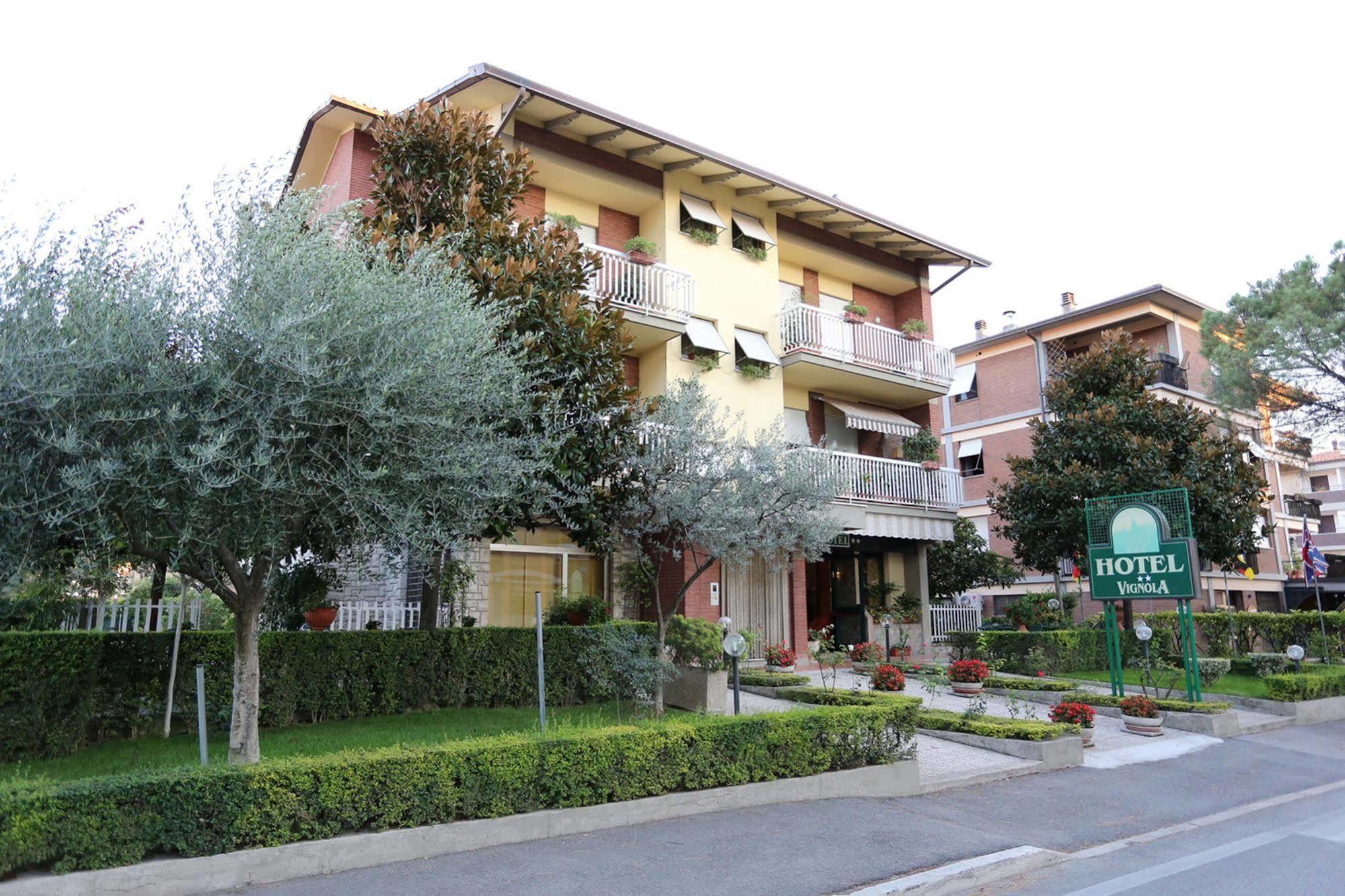 Hotel Vignola Assisi Dış mekan fotoğraf