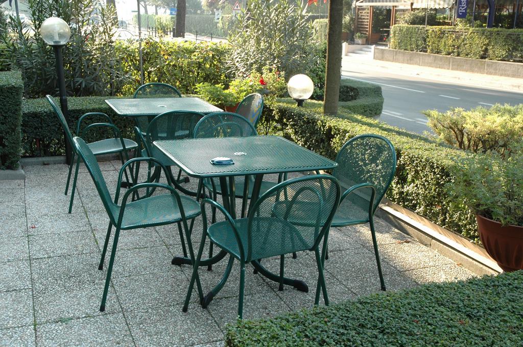 Hotel Vignola Assisi Dış mekan fotoğraf